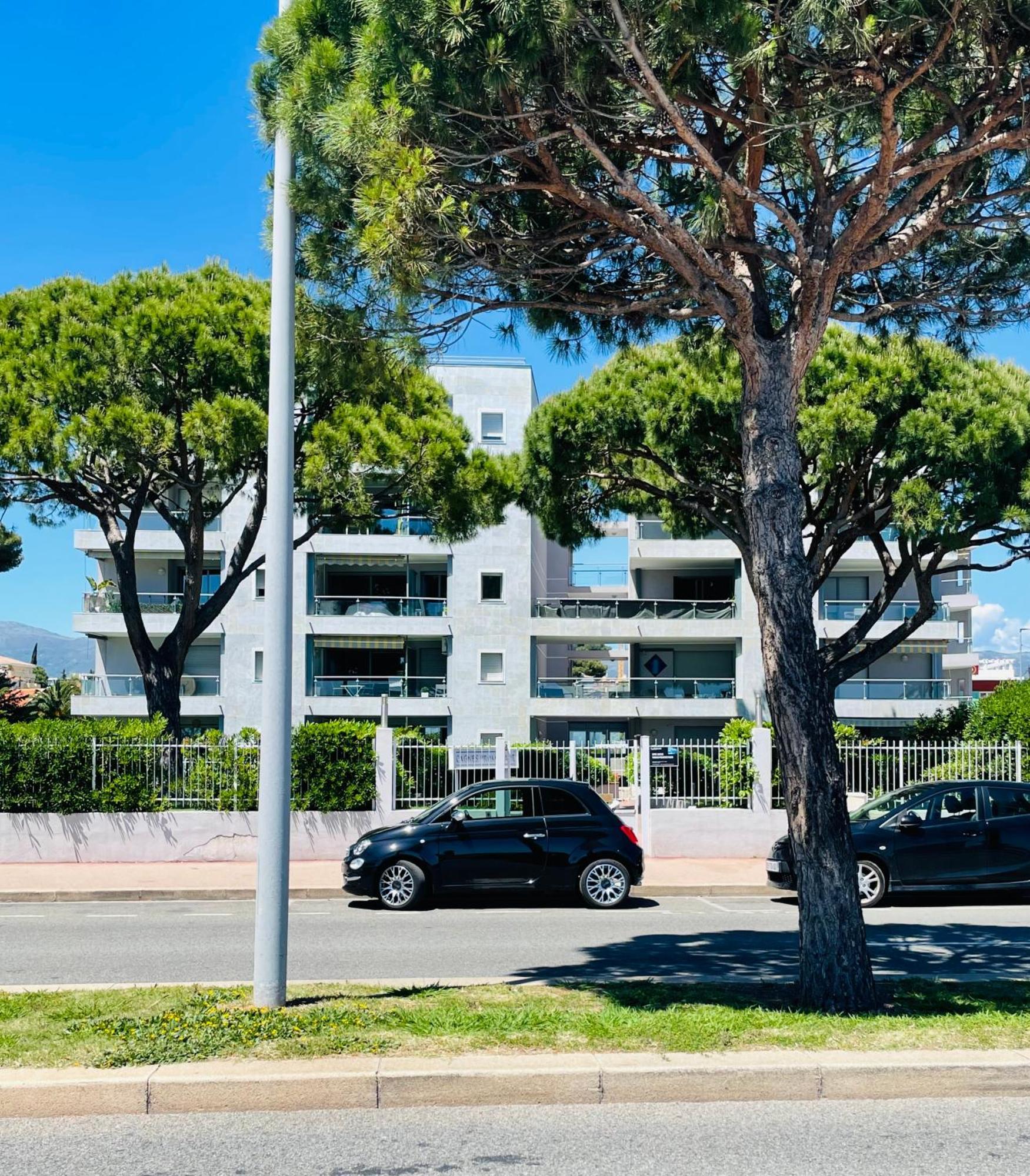 Cocon douillet face à la mer de Cagnes sur mer Extérieur photo