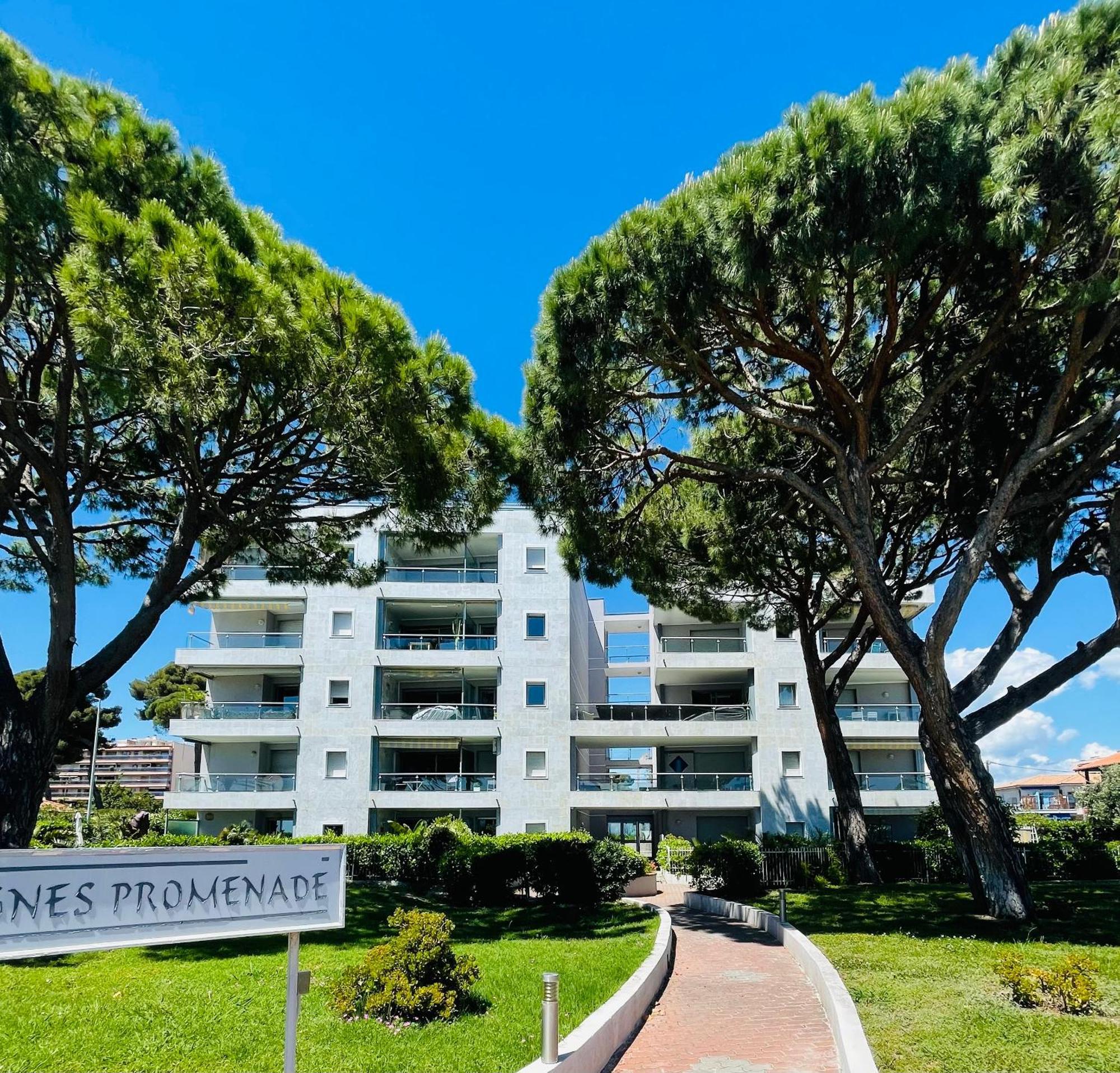 Cocon douillet face à la mer de Cagnes sur mer Extérieur photo
